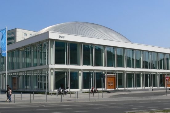Photo: Andreas Praefcke / Wikipedia