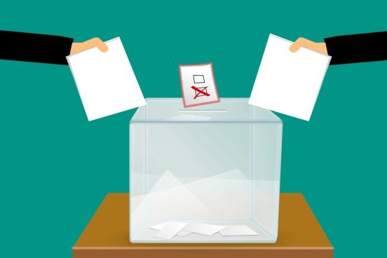 vote-voting-voting-ballot-box-paper-choice-1444335-pxhere.com